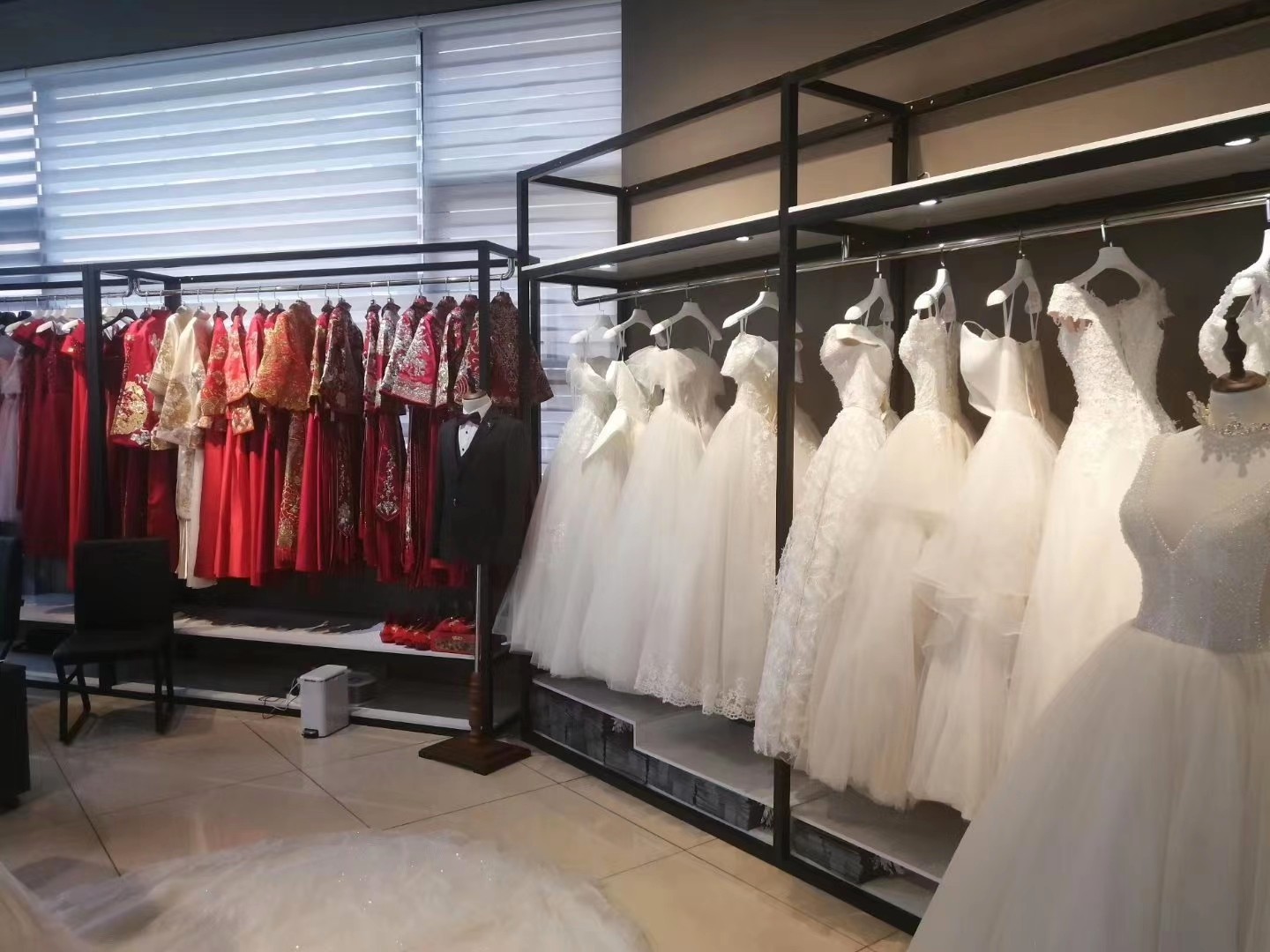 铂爵婚纱西服定制（安宁店）