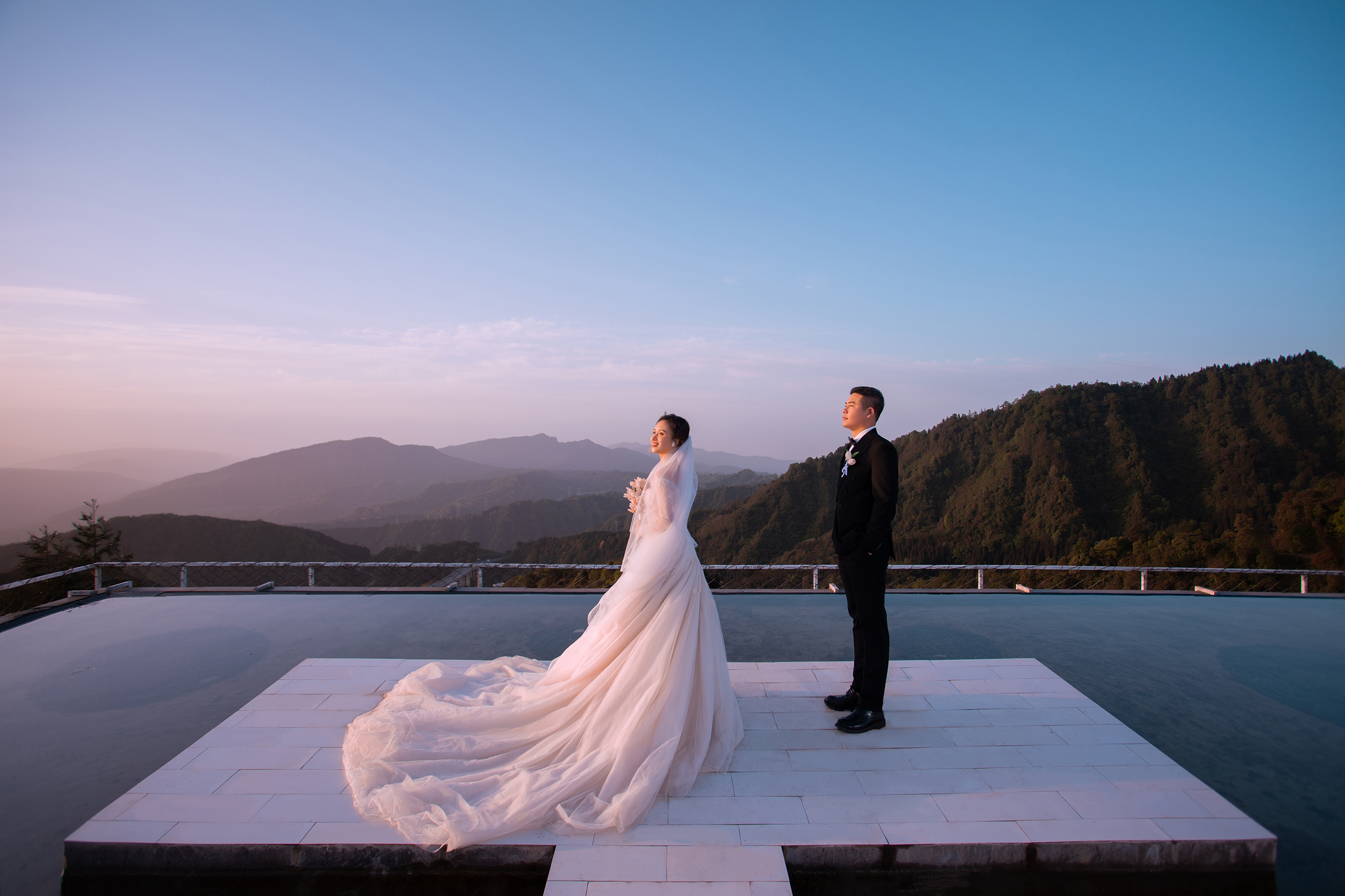 峨眉秀 · 云中花嶺【纪实婚纱照系列】