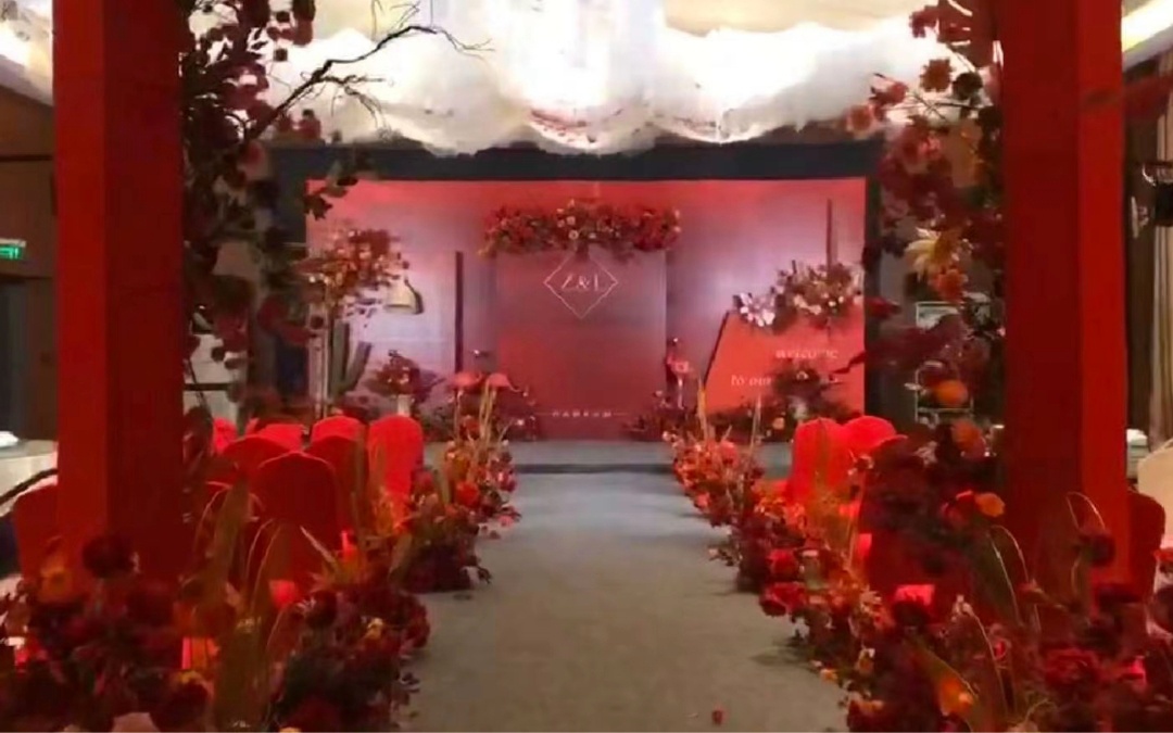 白绿色韩式简约风婚礼风格
