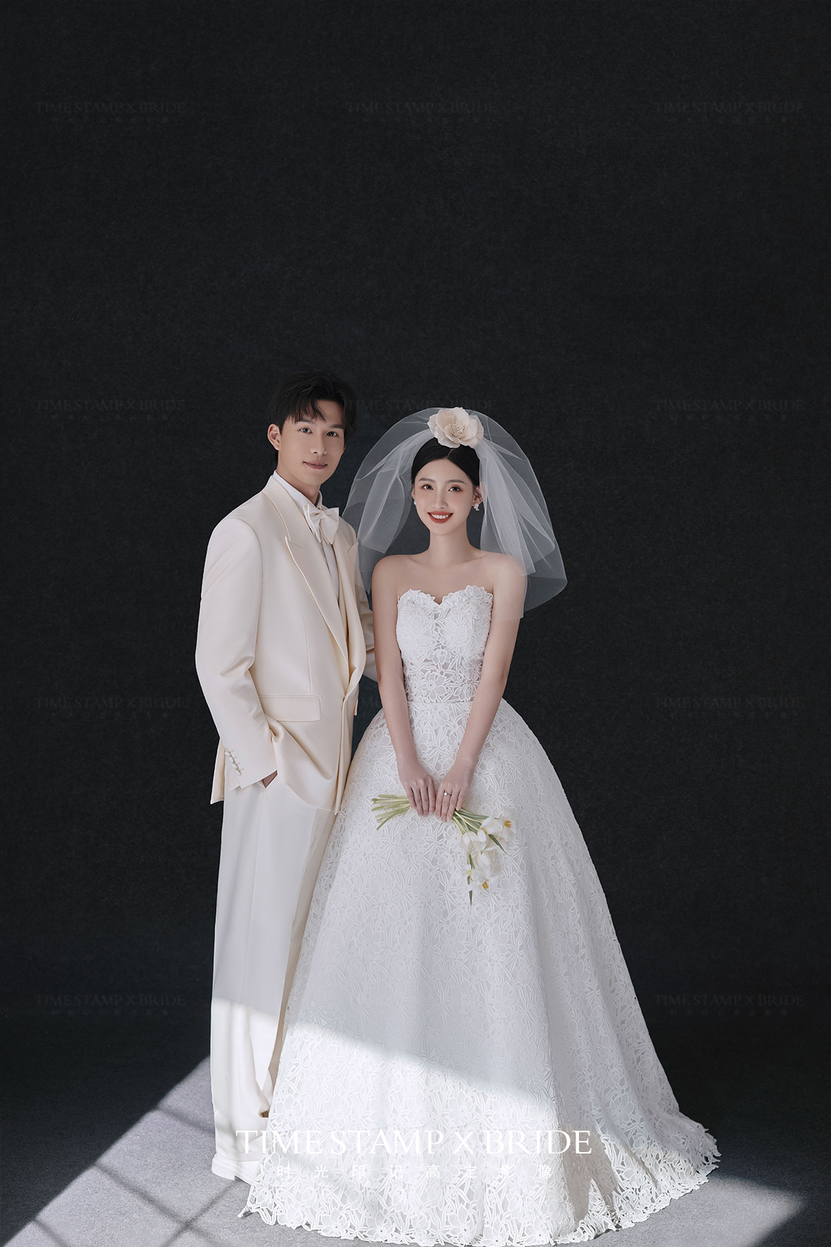 纯黑背景的韩式光影婚纱照,真的爱惨了！！