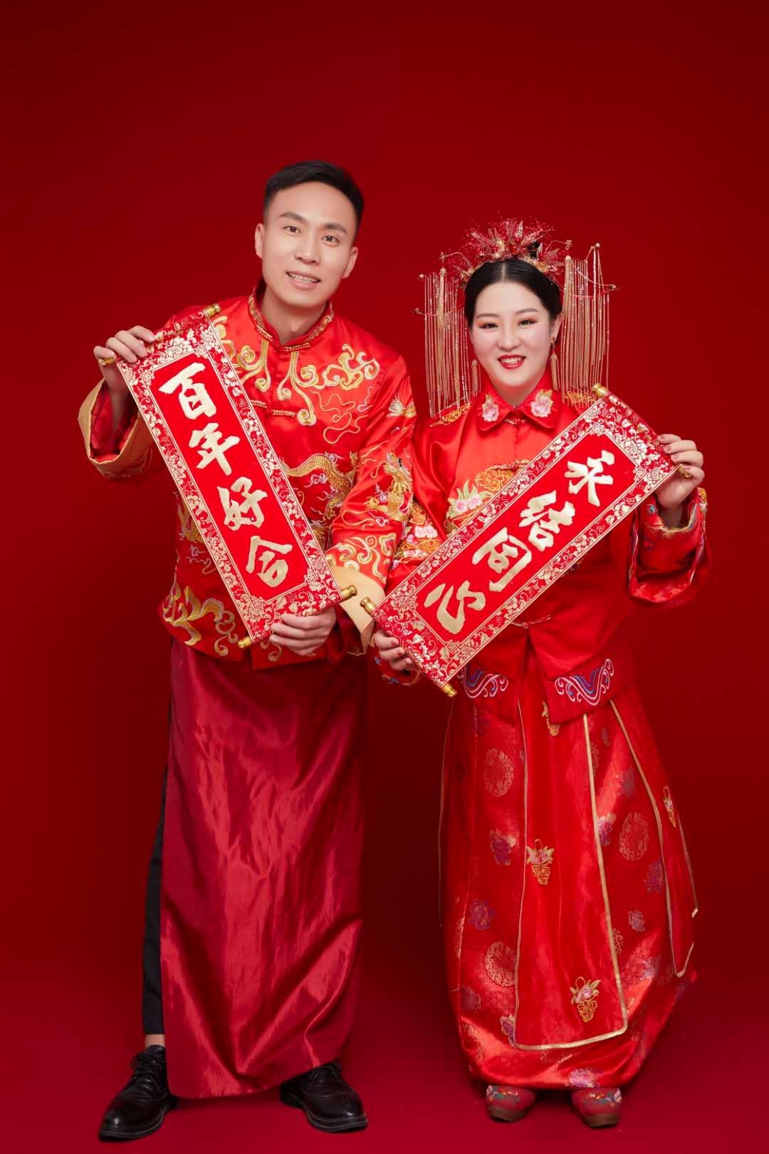 王娜归宁9月30号农历八月十四星期三鹿泉山酒楼