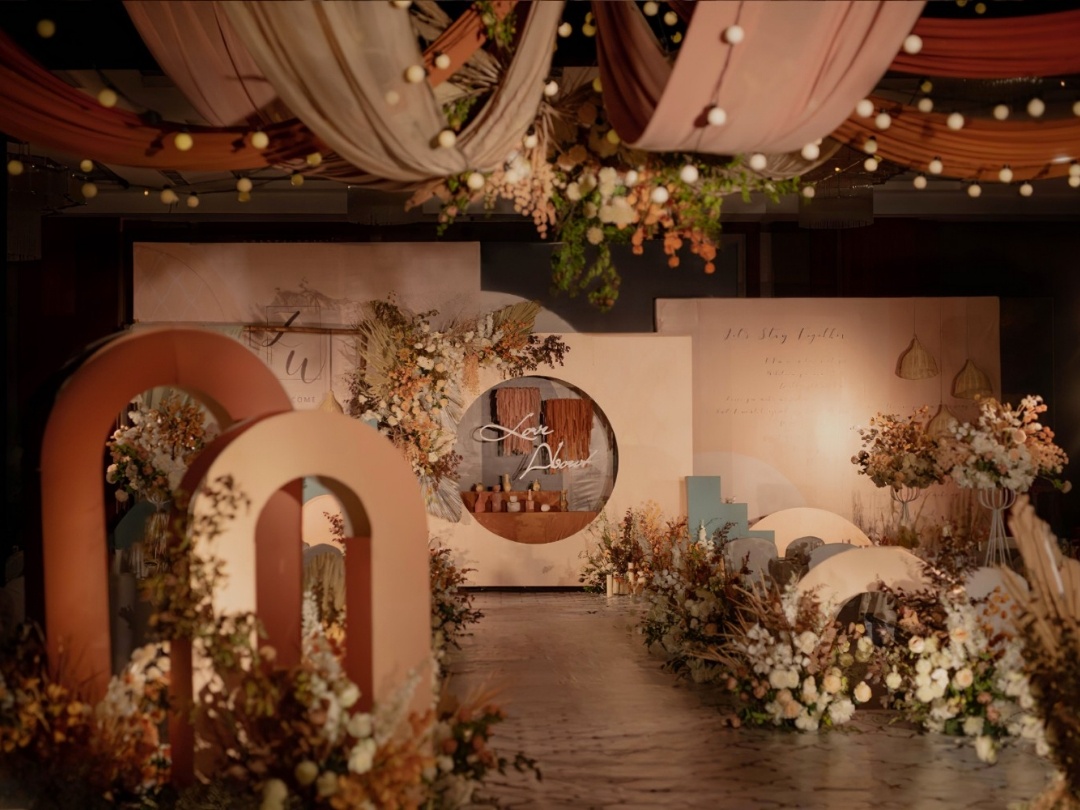 【玖月婚礼】 泰式莫兰蒂复古香槟色撞色婚礼