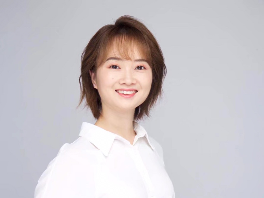 职场职业妆，舞台妆，各类妆面期待合作