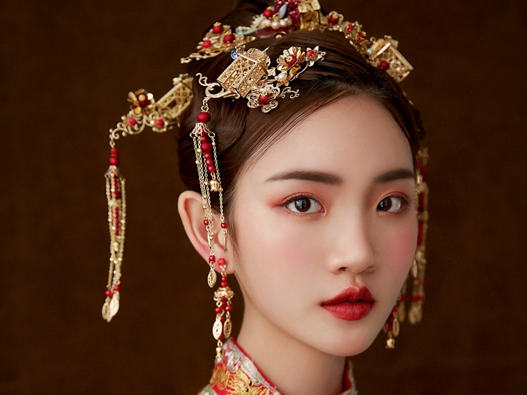 大宇化妆造型总监化妆师全程跟妆