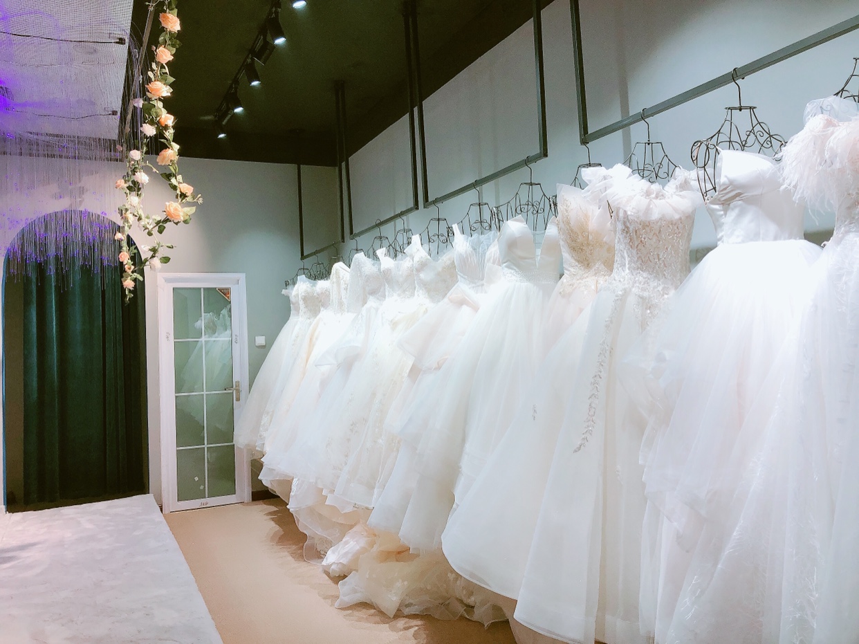 臻之悦婚纱工作室