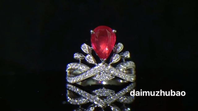 红宝石皇冠款戒指  baby同款婚戒 无烧鸽血红