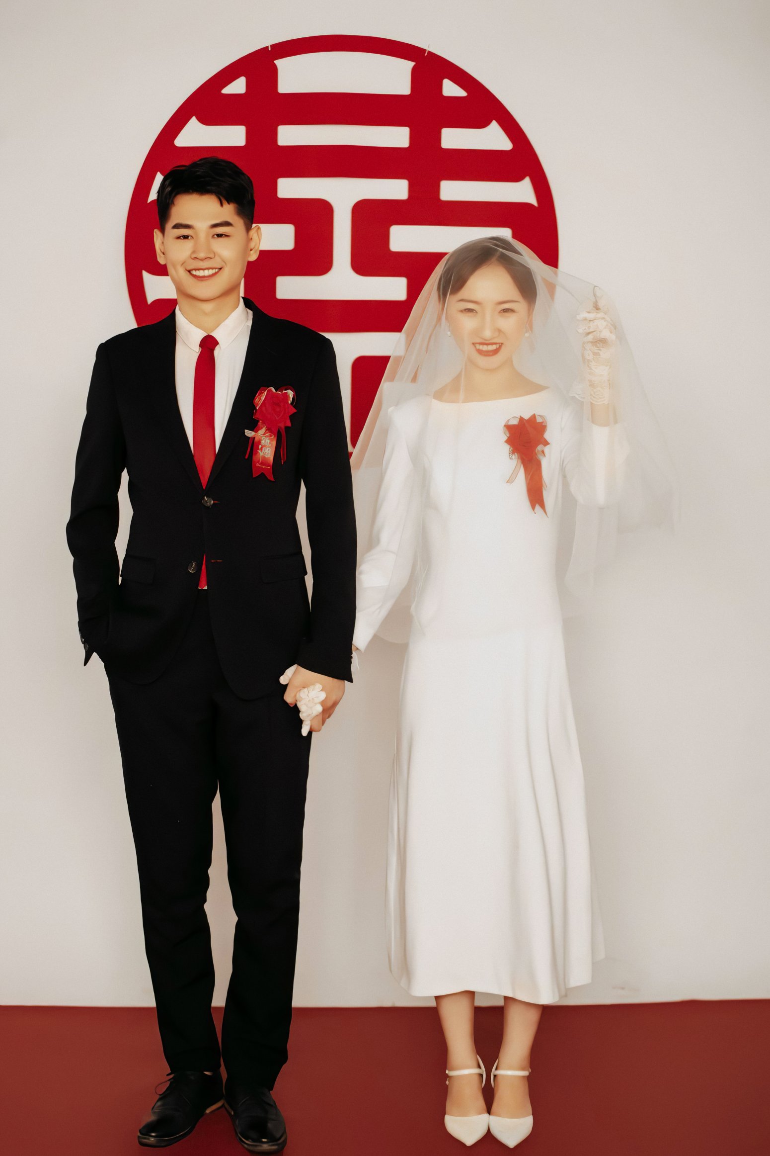【唯美極簡】+底片全送+免租婚紗+結婚早妝