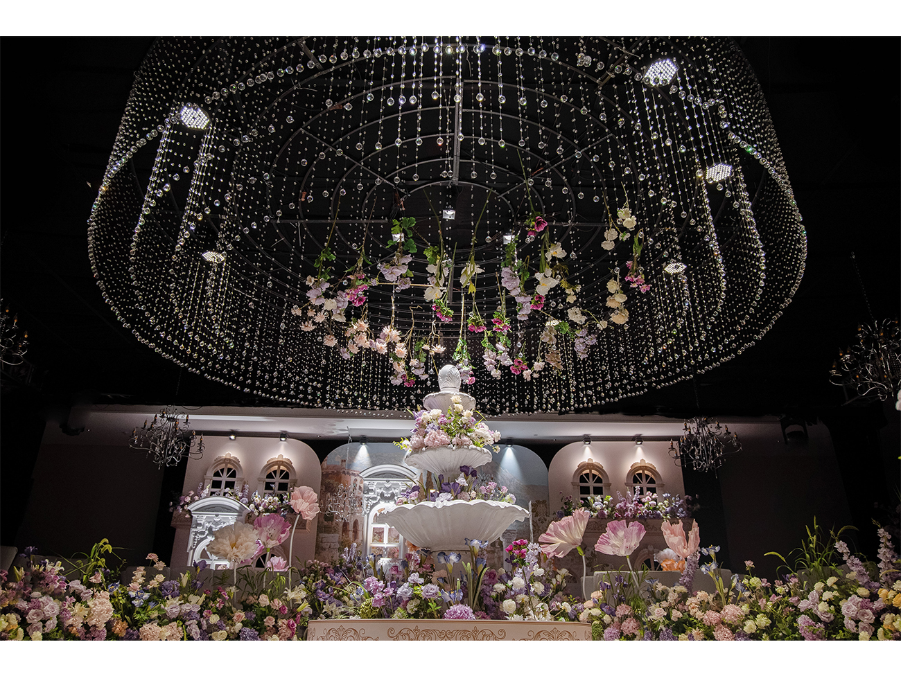 画笔】油画风梦幻粉紫色水晶室内婚礼-璟榕婚礼策划中心的作品【婚礼纪】