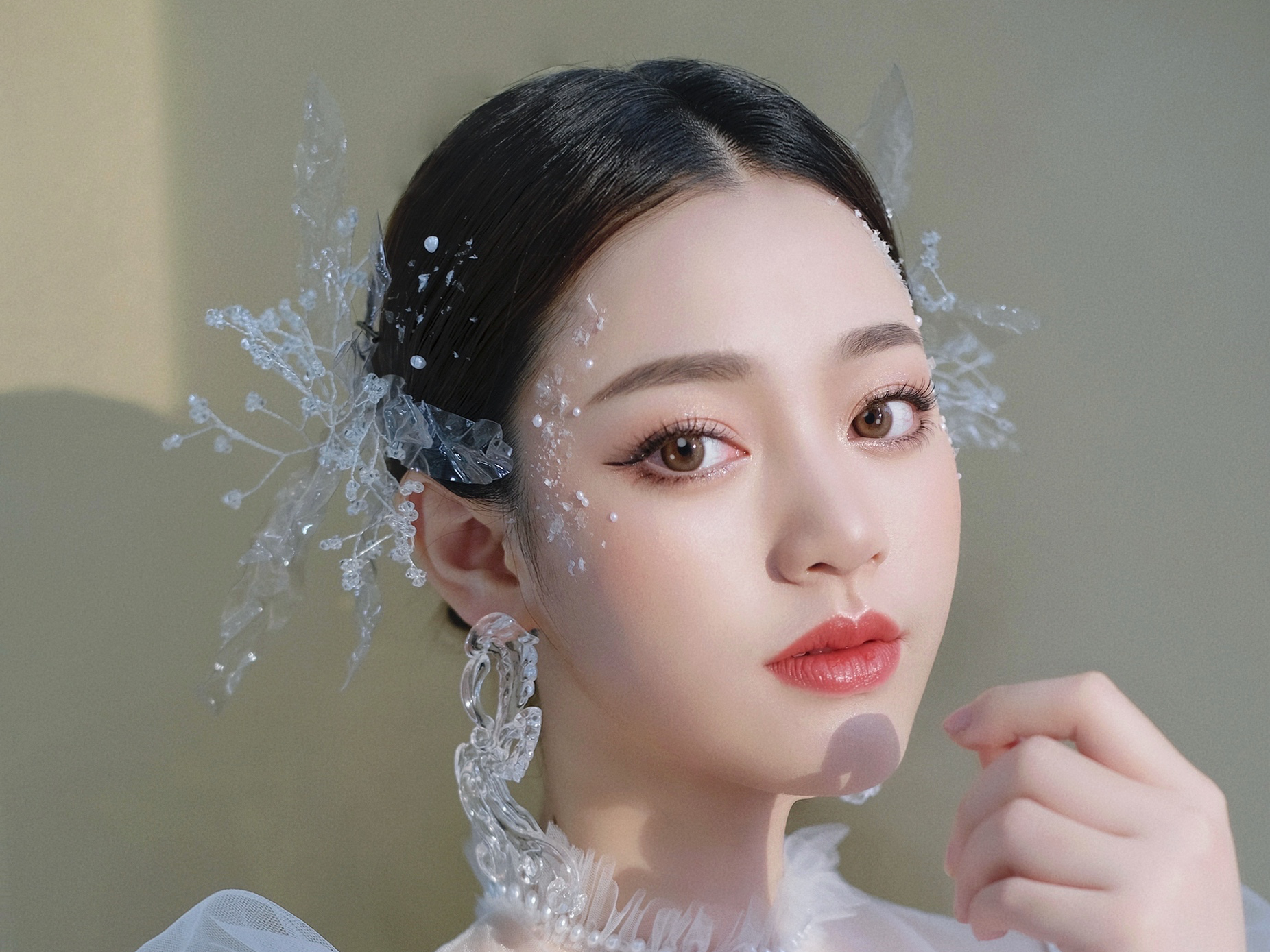 【升级款】全天跟妆+2副化+伴娘和妈妈+新郎和妈