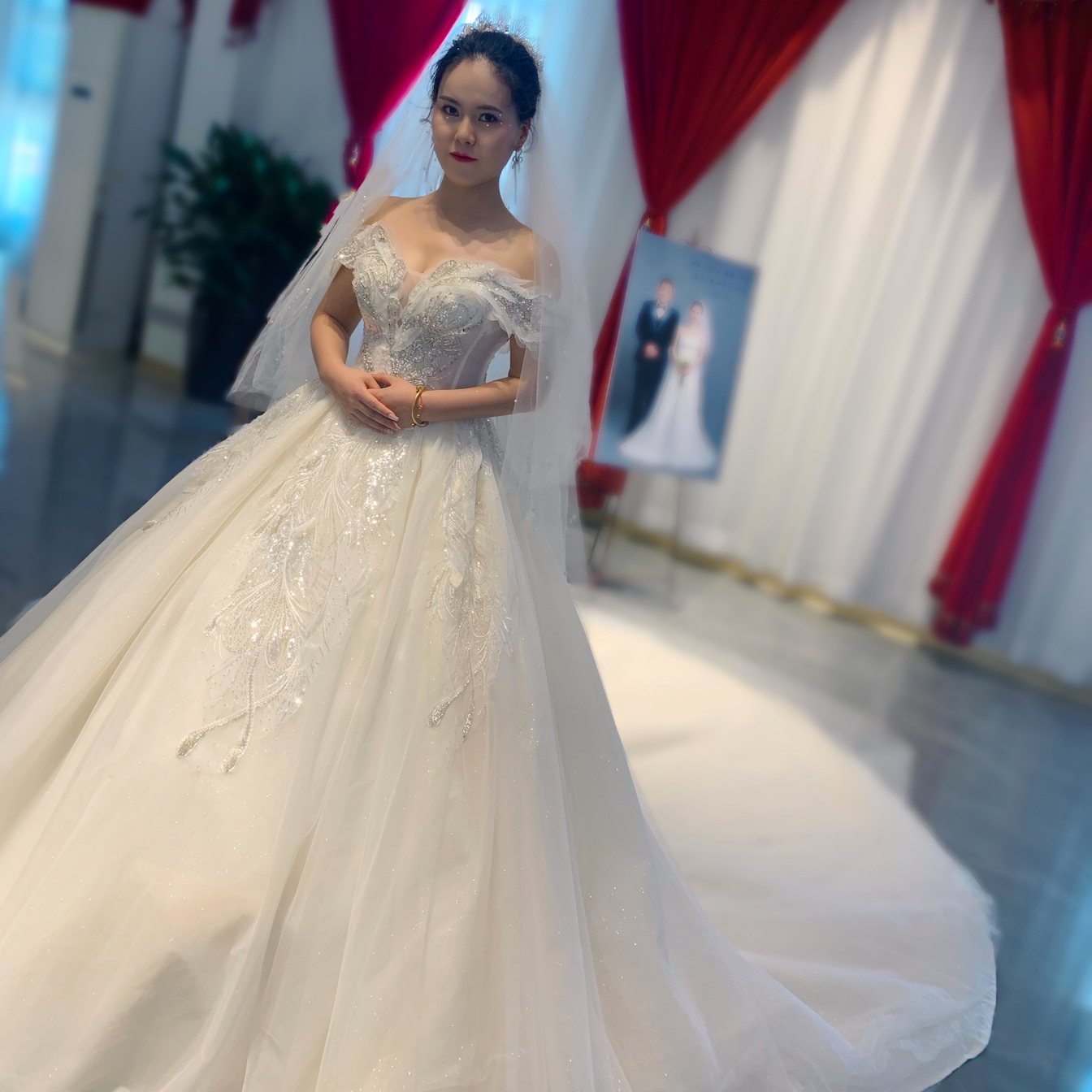 爱情不是刚刚好合适的我，遇到刚刚好合适的你。