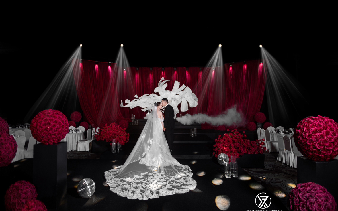 【凡?；槎Y】紅黑布幔秀場(chǎng)風(fēng)婚禮