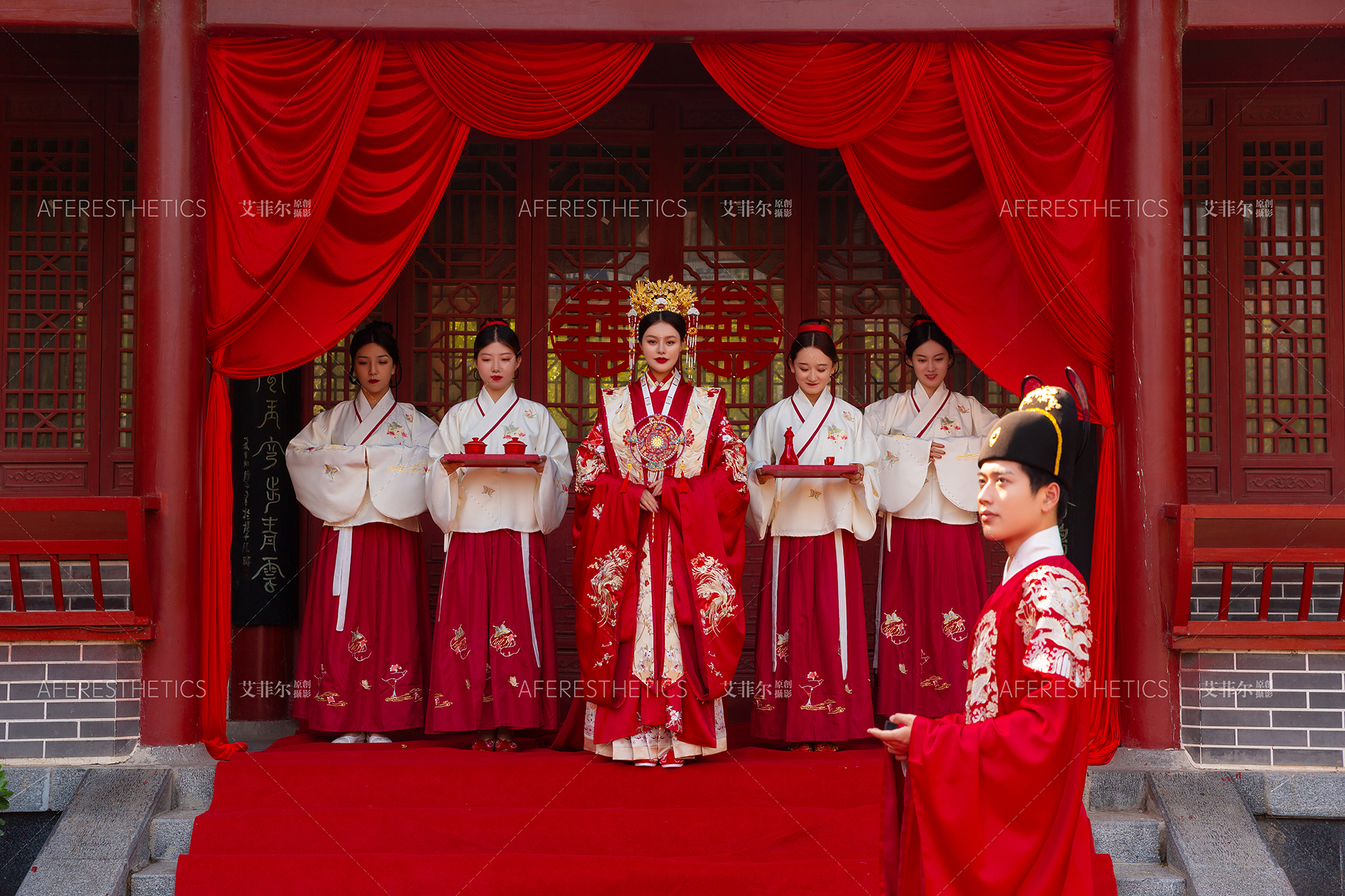 【一價(jià)全包】婚紗照＋結(jié)婚當(dāng)天禮服、跟妝、跟拍 等