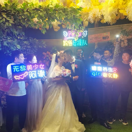 上海新娘跟妆全天半天送助理送妈妈妆发伴娘妆发