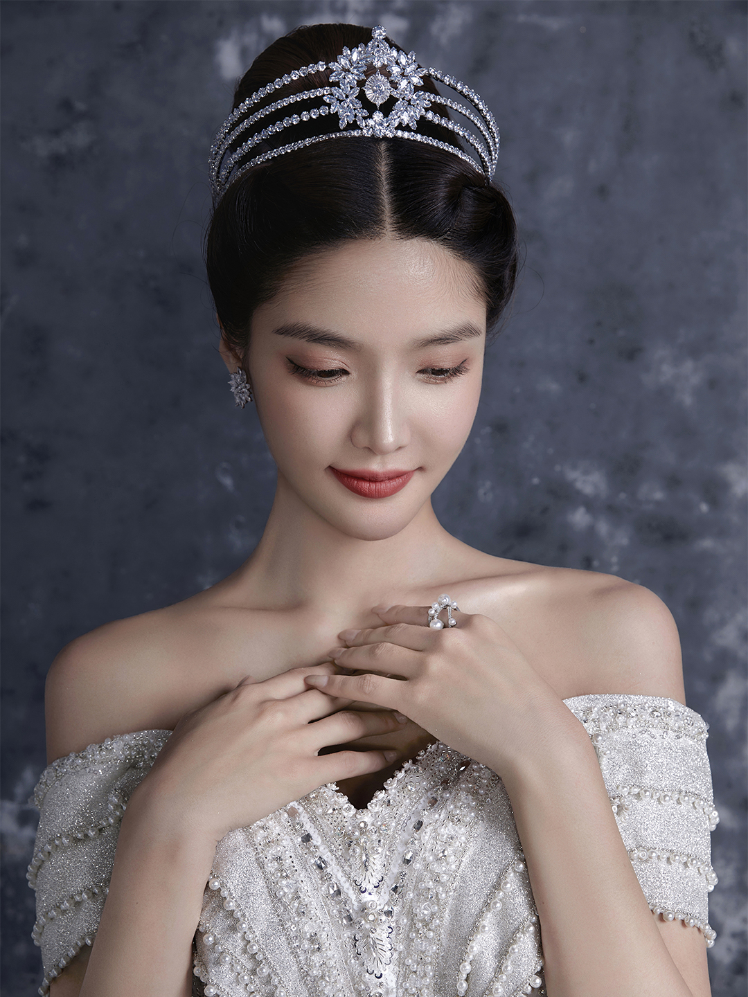 再看一万遍也依旧中意的内景公主婚纱照