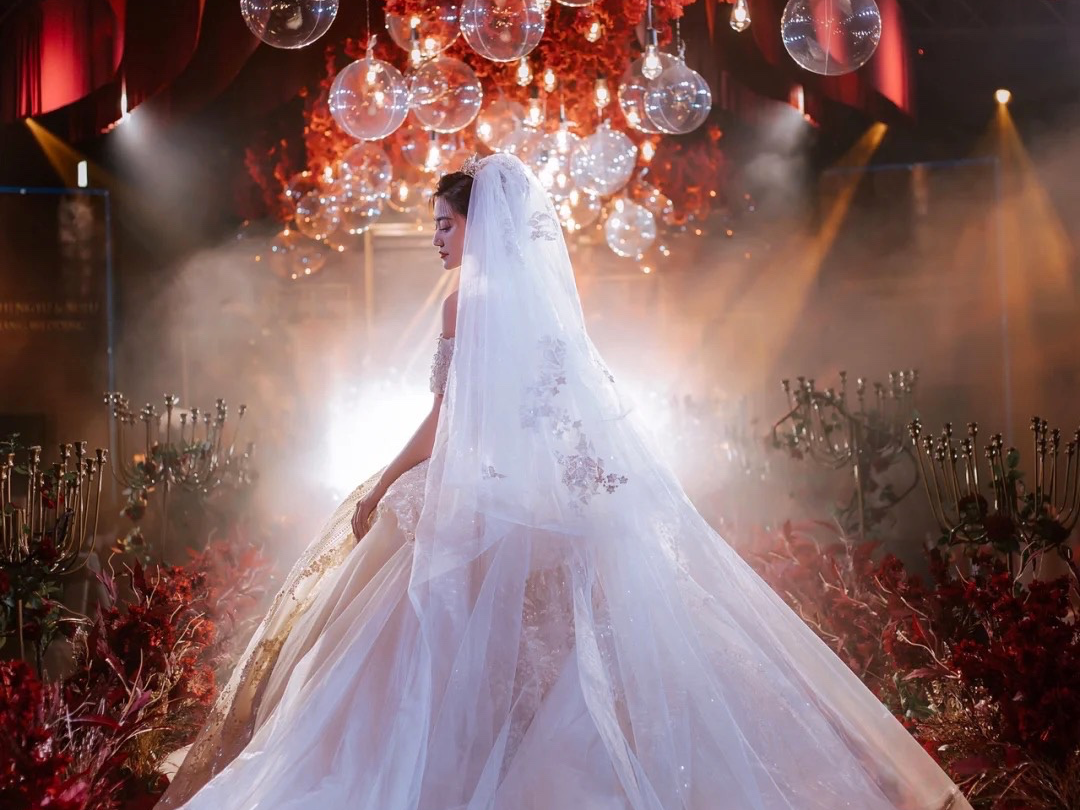 总监老师婚礼全程跟妆+两个亲友妆