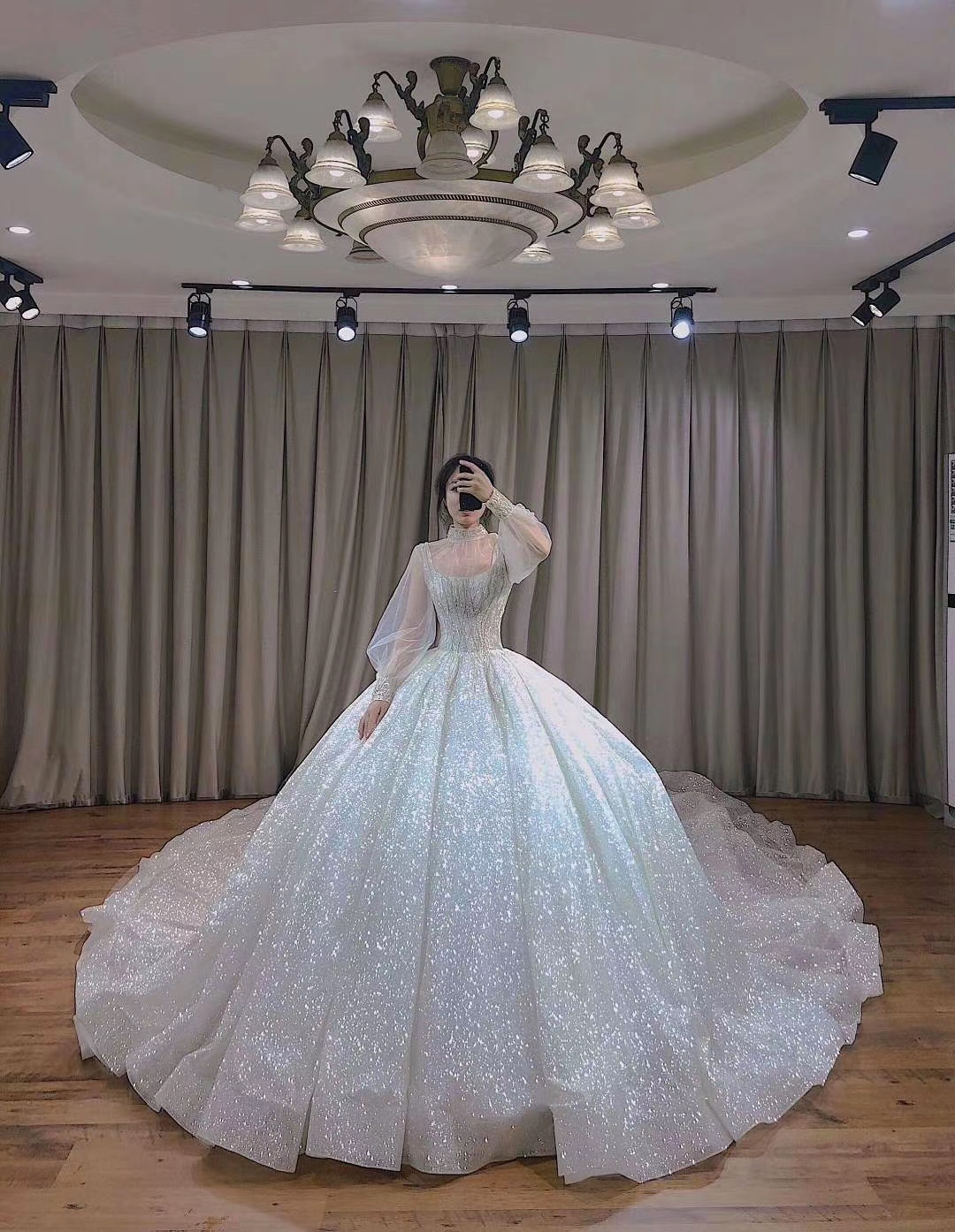 迪尔婚纱