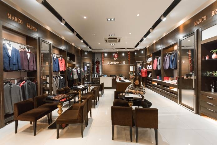 天宁区天宁芊翔服装店