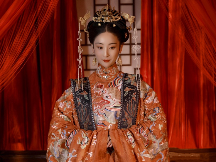 高端汉式婚礼定制跟妆（周制 明制）