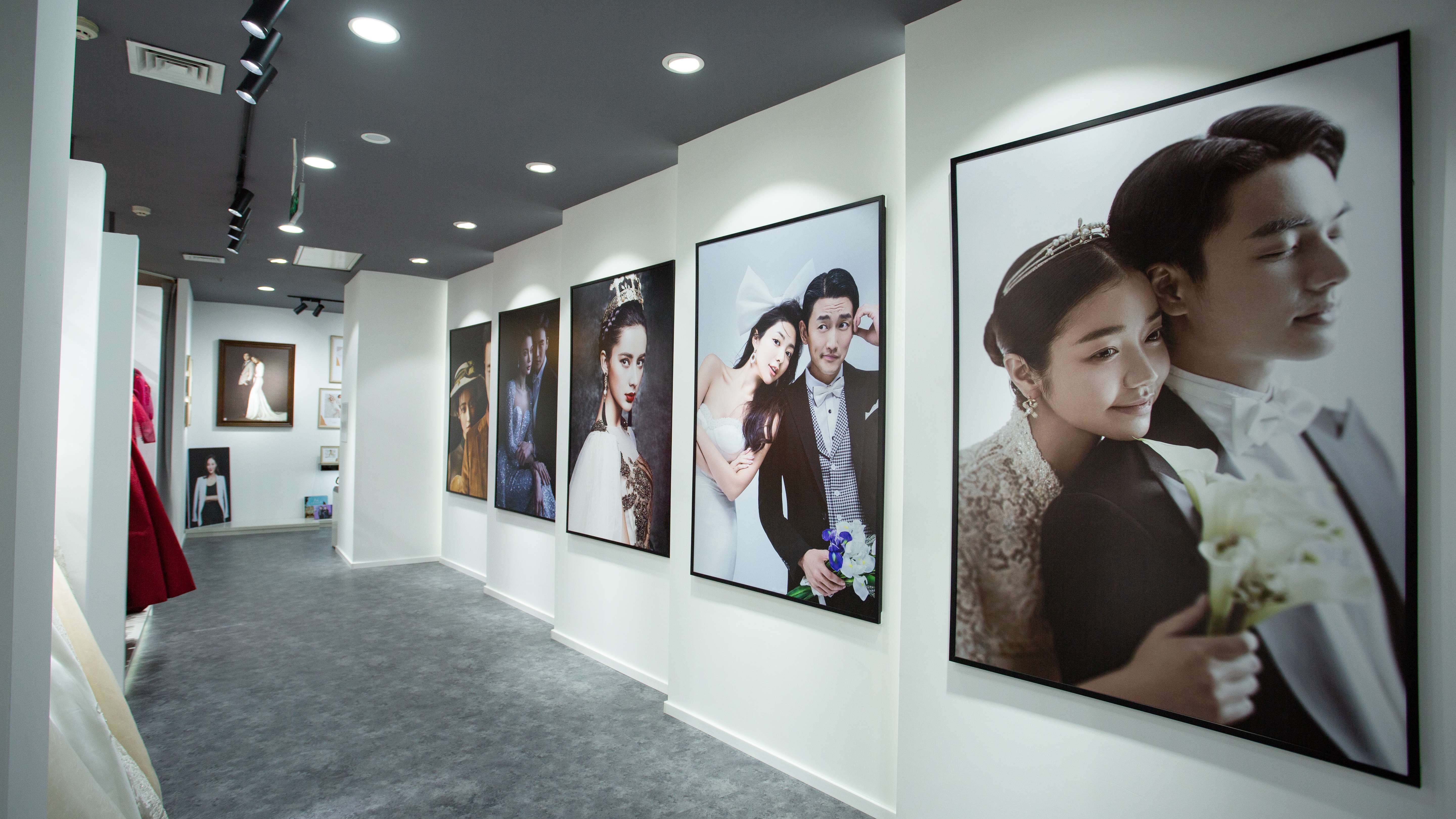 罗曼庭婚纱摄影(青岛旗舰店)店铺环境