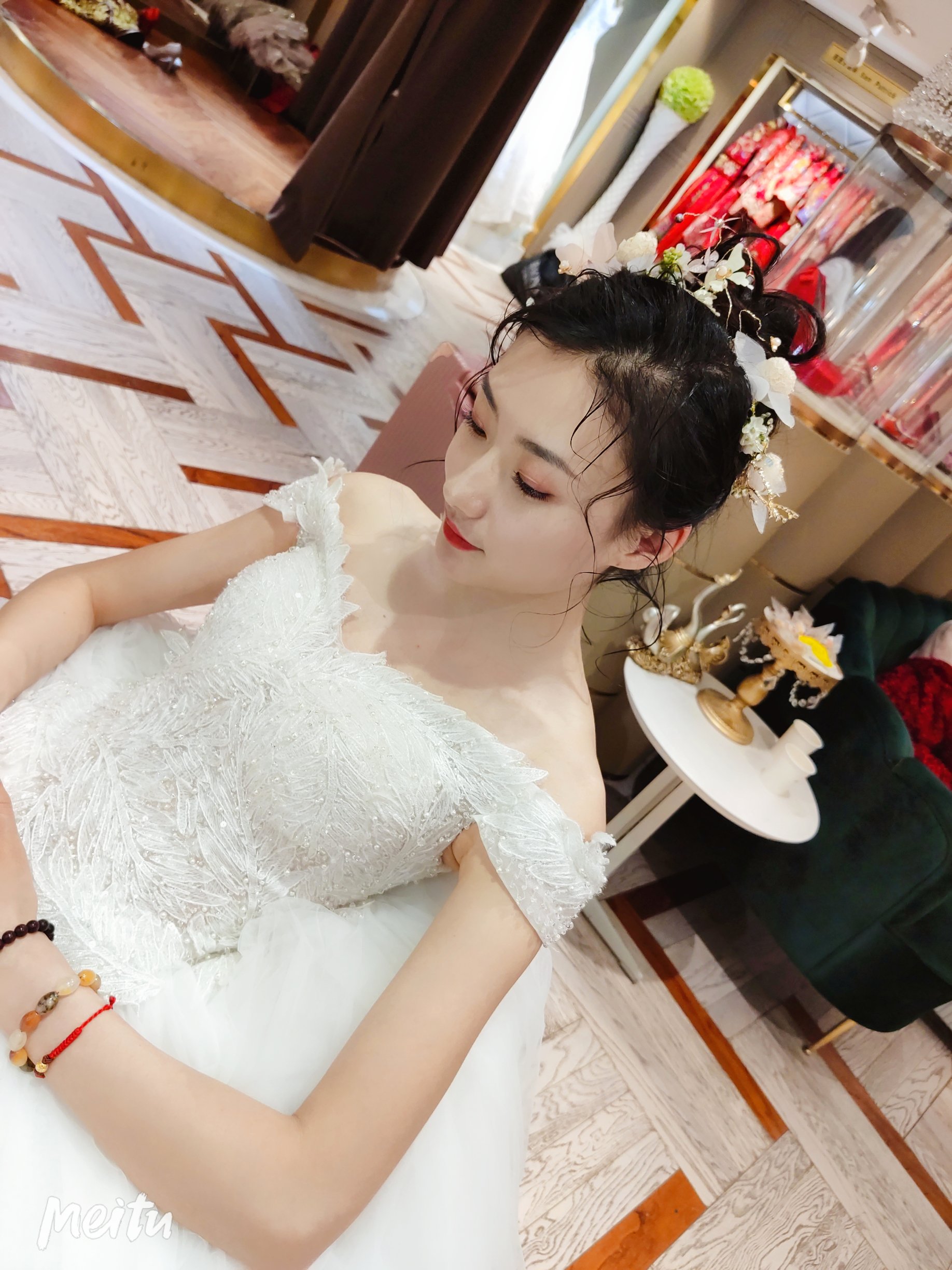 农村婚礼怎么穿？主纱让我赚足了风头