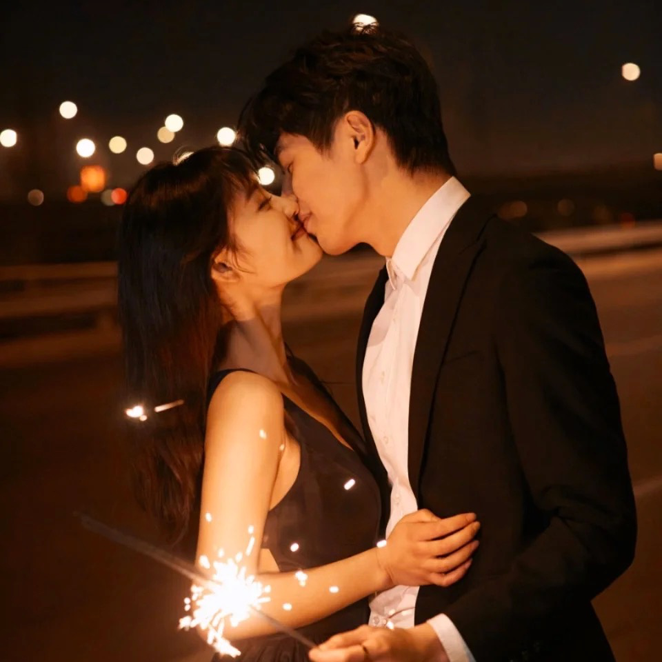 騰沖鐘愛(ài)一生婚紗攝影優(yōu)惠系列