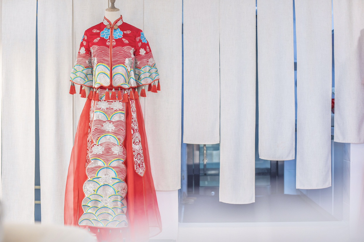 樱桃婚纱礼服造型馆