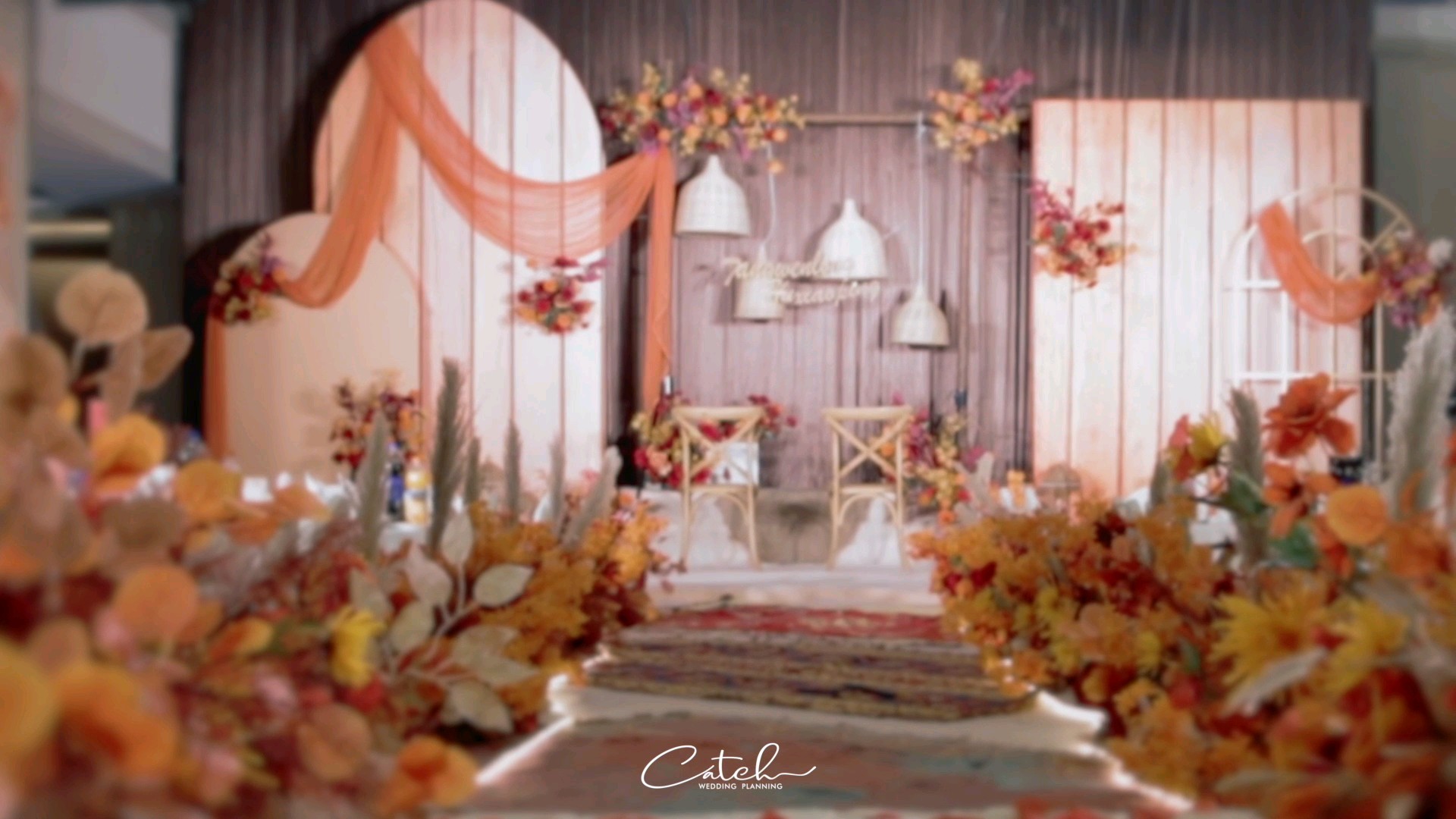 8999 三大金刚 秋色婚礼