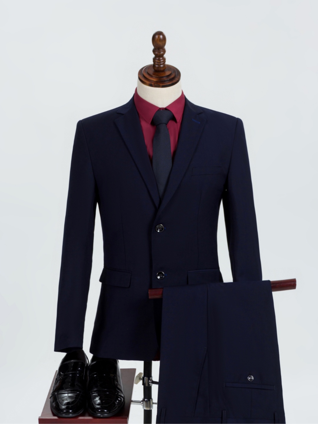 結(jié)婚西服基礎款四件套