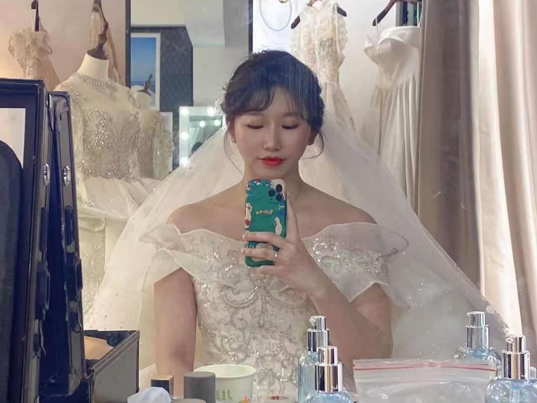 新娘跟妆资深化妆师文凤老师