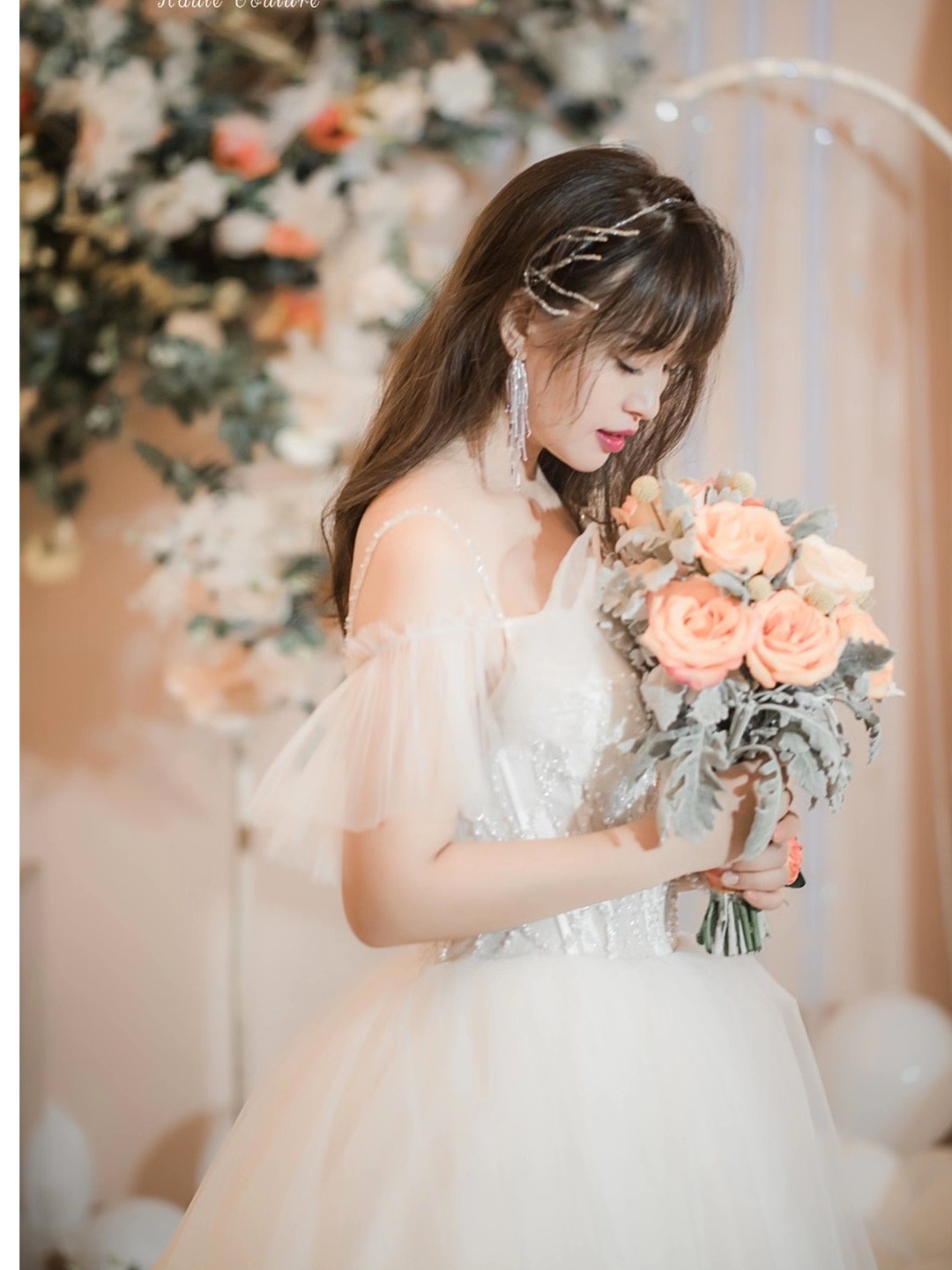 《双十一特惠》订婚妆+订婚服