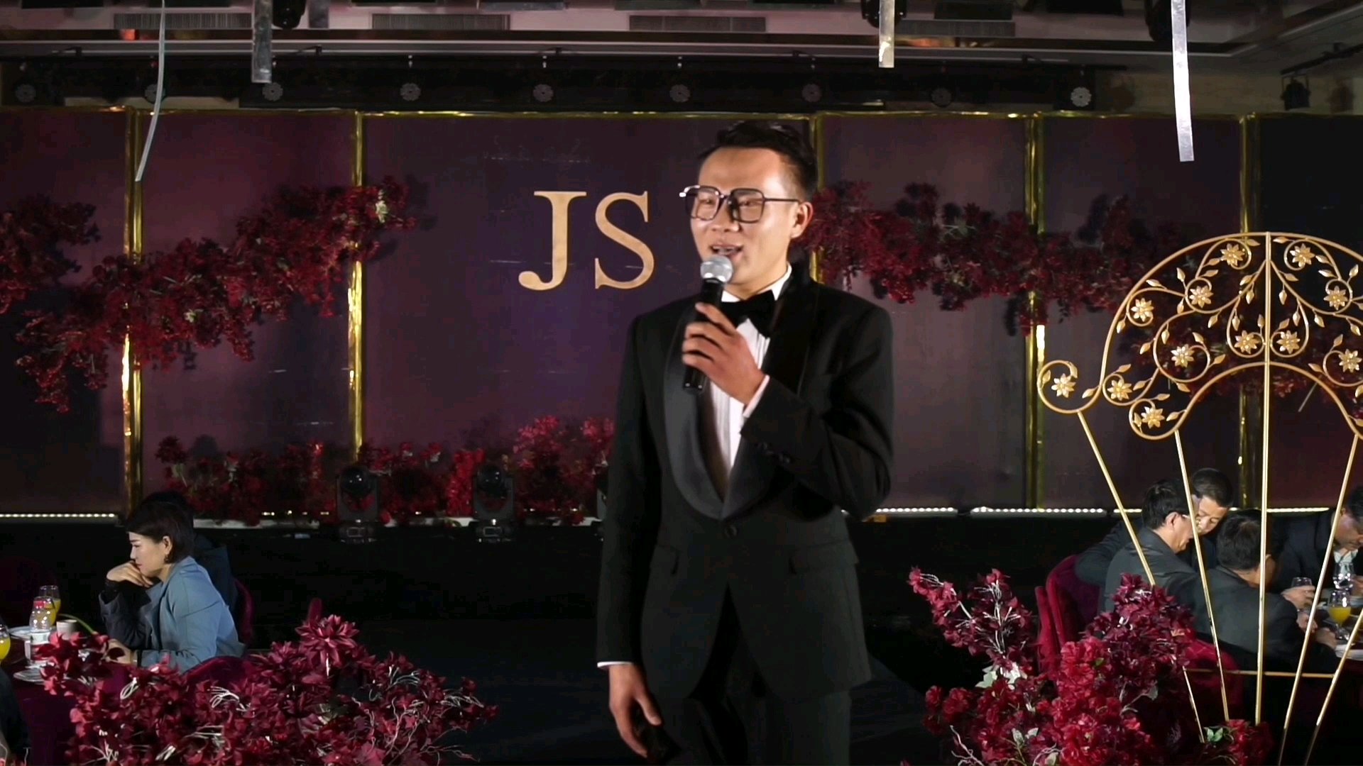 学生时代的爱情   校服到婚纱