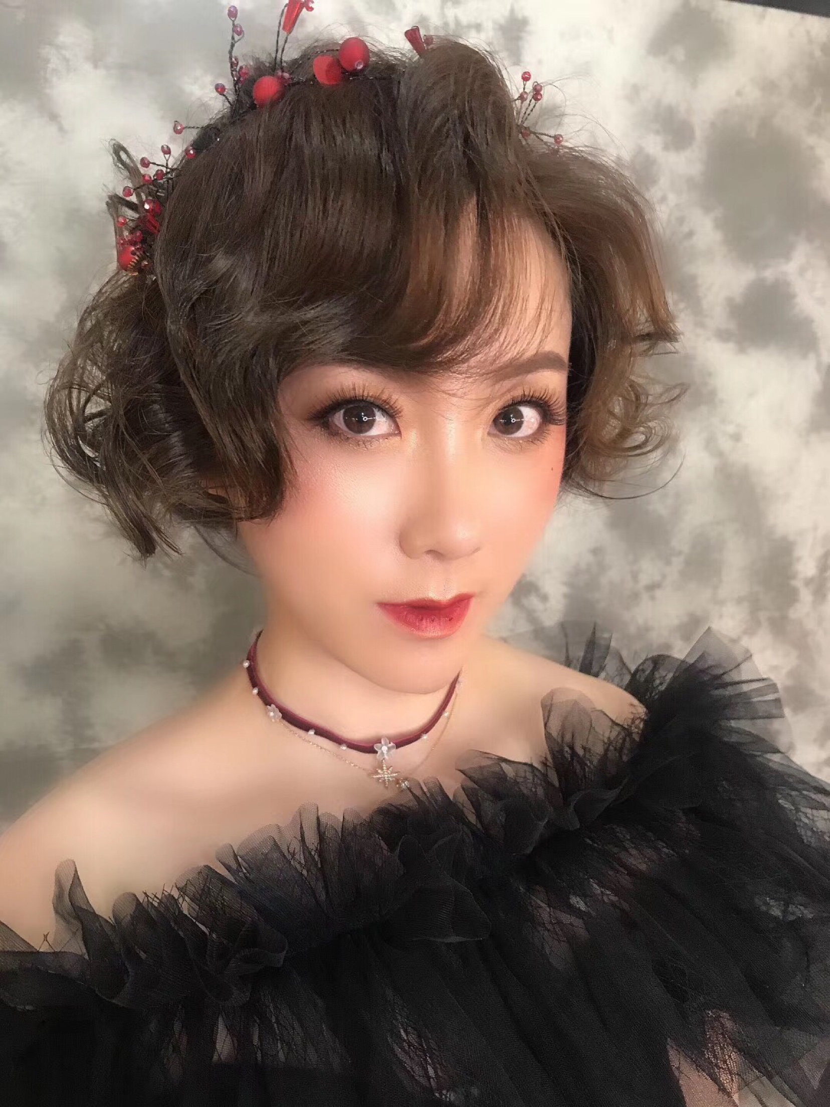 艾菲亚美妆美甲
