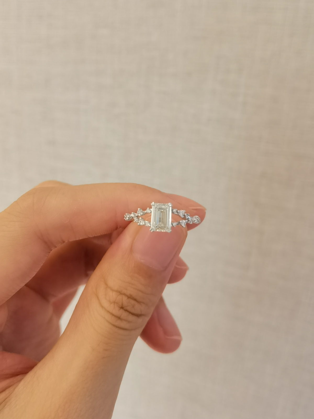 选了三个月的结婚钻戒❗️最后还是定的这家❤️