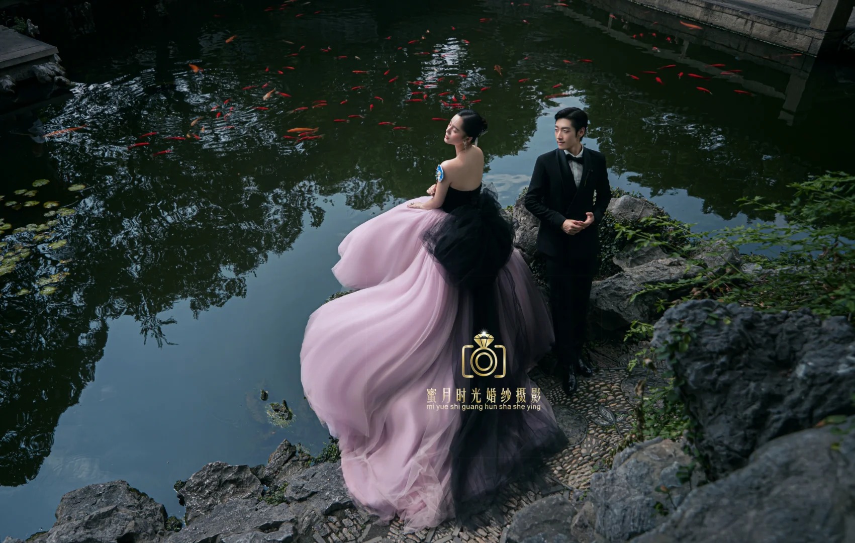 【蜜月匠心】10套服装/一对一服务/无隐形消费