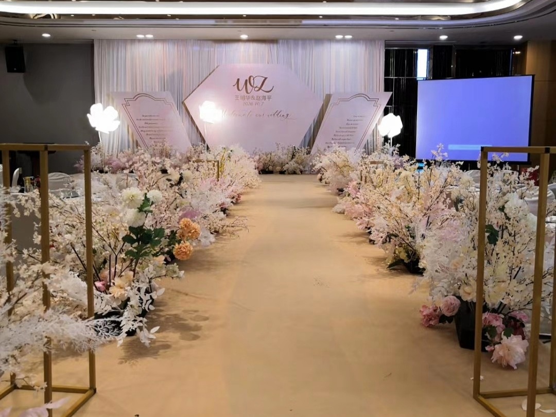 小预算性价比高主题香槟色花海