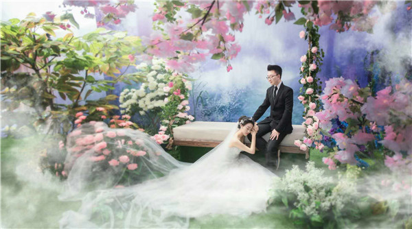 薇拉婚纱怎么样_战双薇拉图片(3)