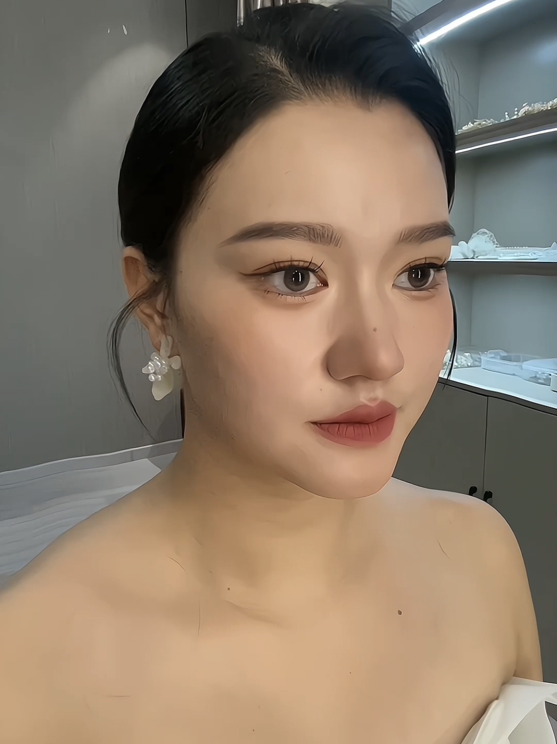 资深化妆师全天跟妆+妈妈妆+新郎妆
