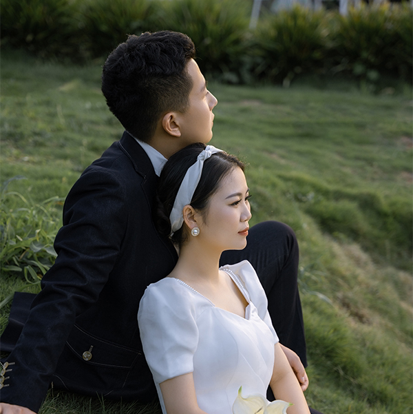 【超值】成都內(nèi)地點任選+3套妝造