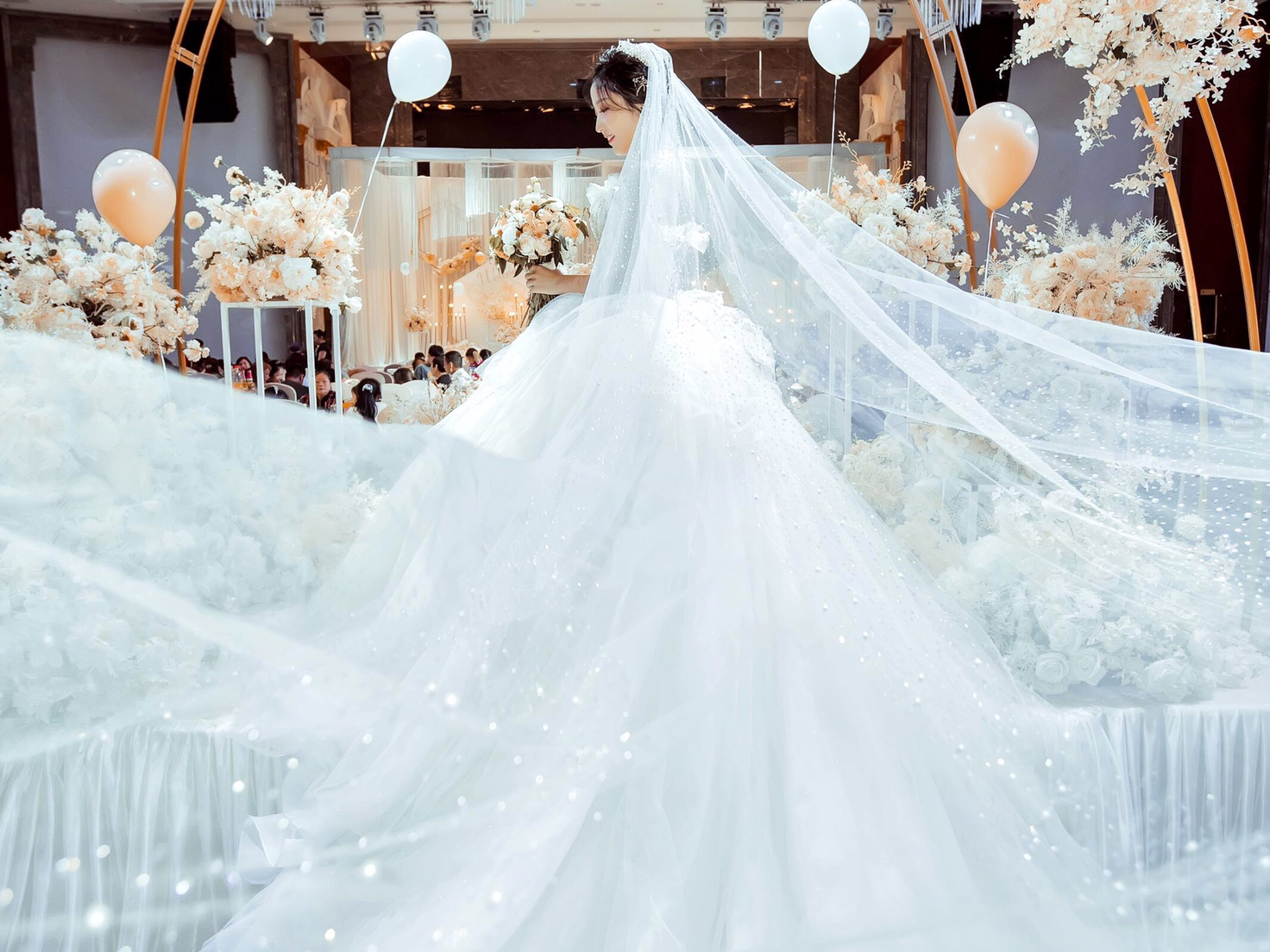 【国语粤语】流程策划+彩排+音乐DJ+唱歌互动