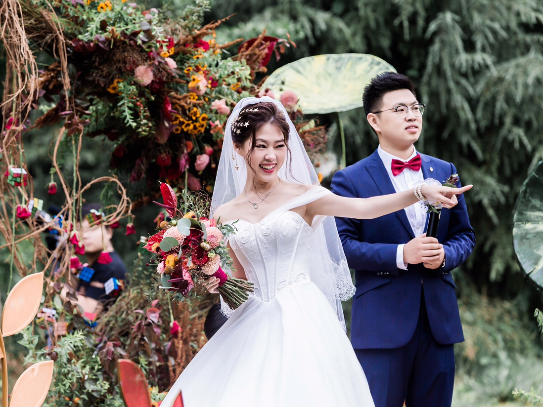 戶外西式草坪婚禮——魔方 魔幻主義