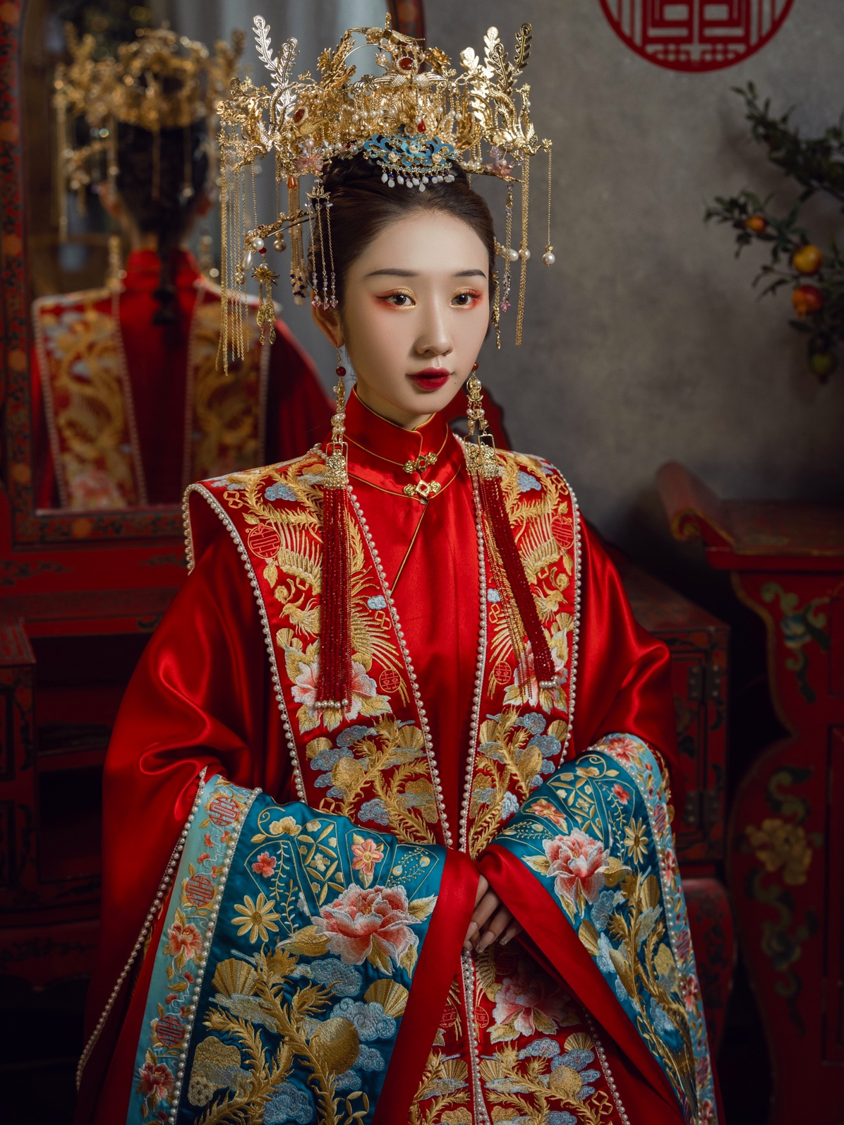 高品質(zhì)緞面刺繡珍珠款男女漢服