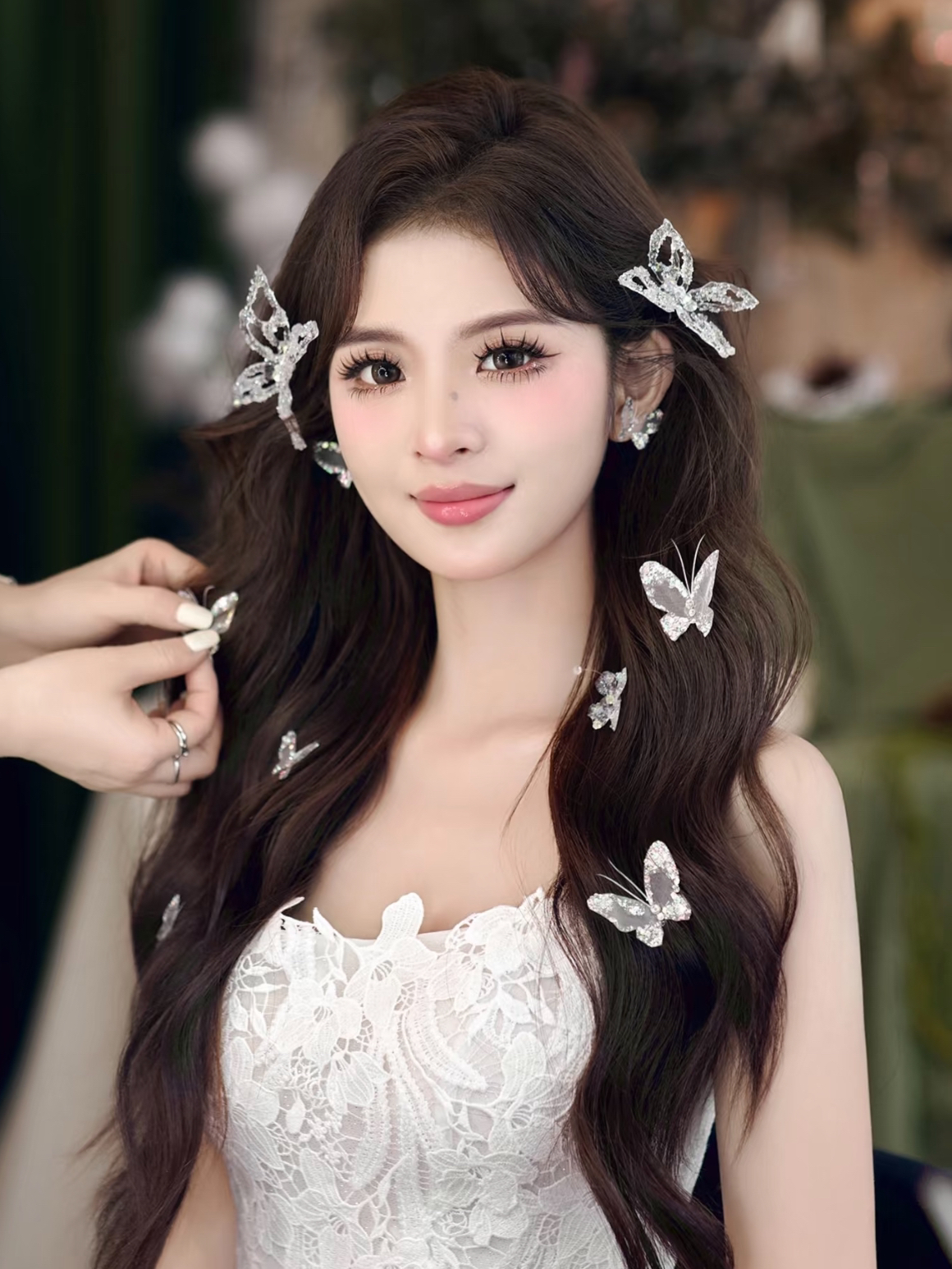 1880套餐：跟妆+新娘3套+伴郎伴娘