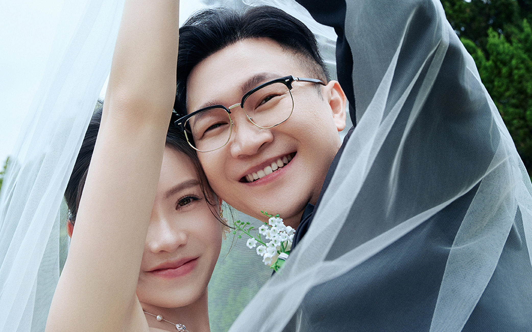 草坪婚纱照客片欣赏……婚纱照必拍系列