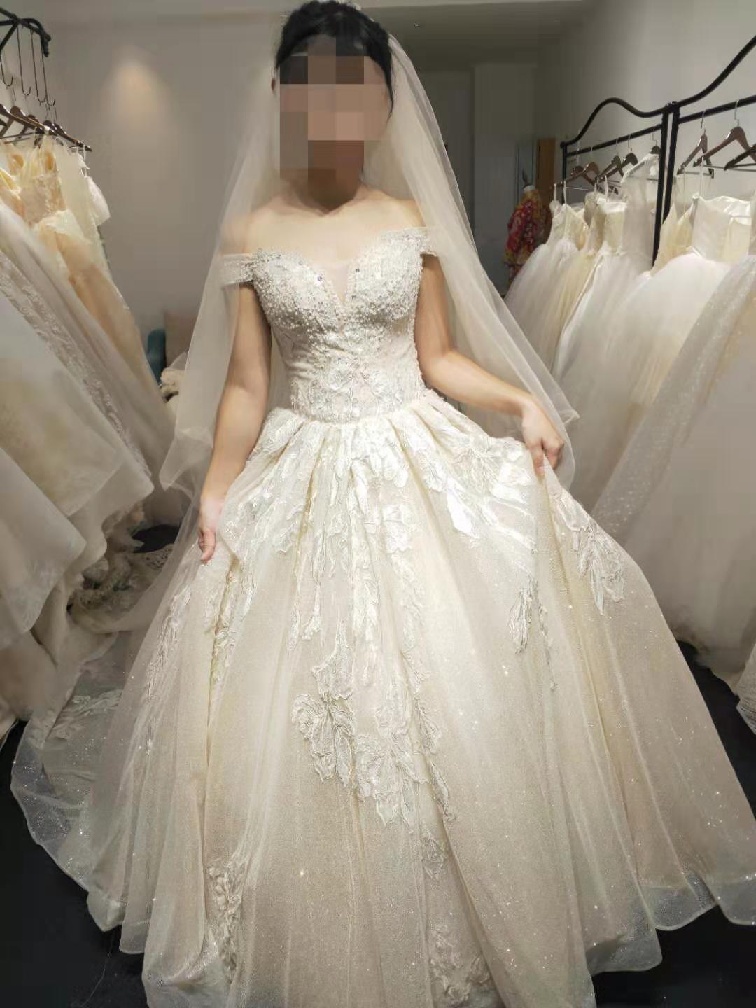 晨时婚纱定制_抖音晨妍穿白色的婚纱