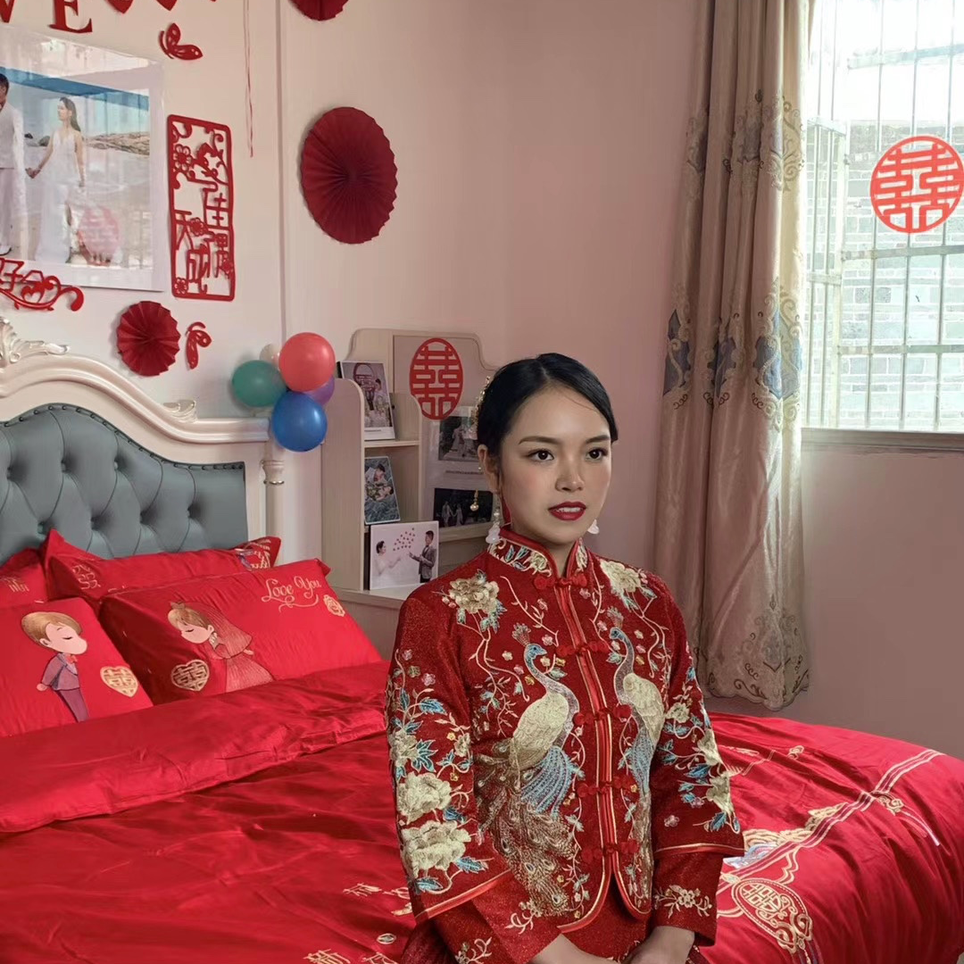 简单气质白纱户外仪式造型