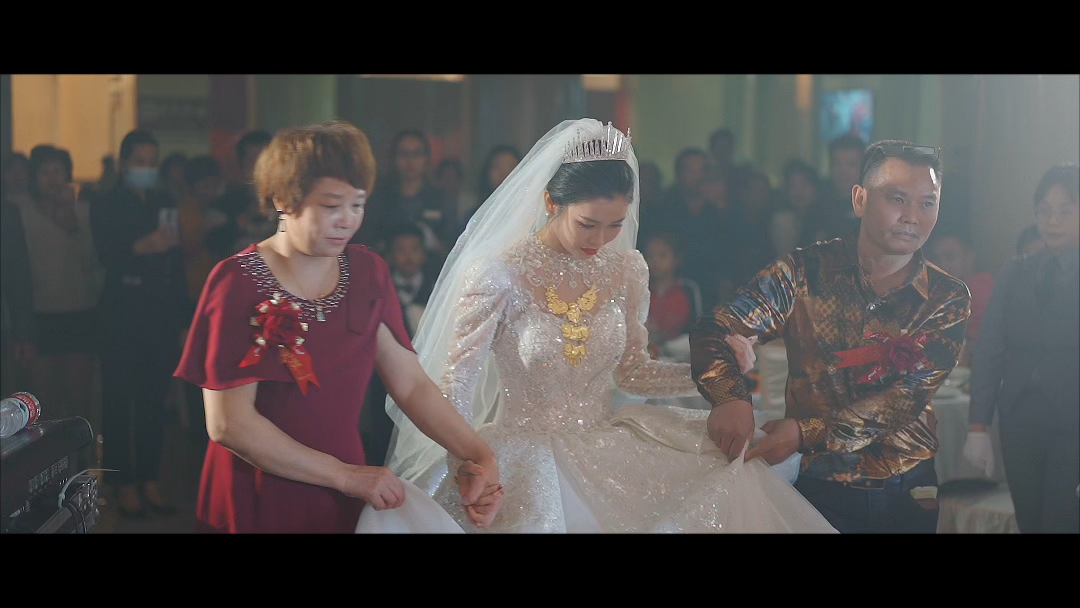 爱你的人和你爱的人都在身旁