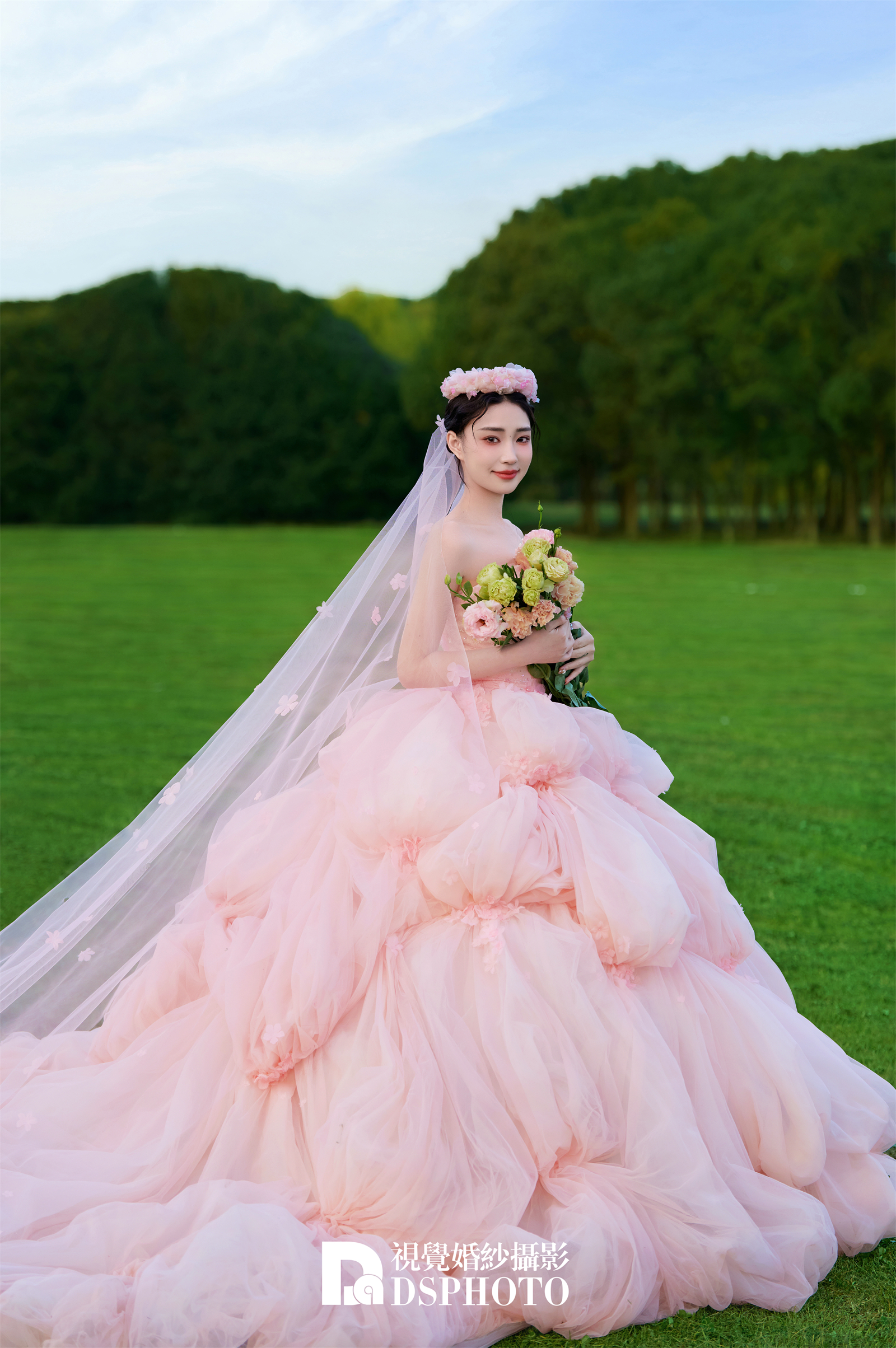 粉纱/森系草坪婚纱照