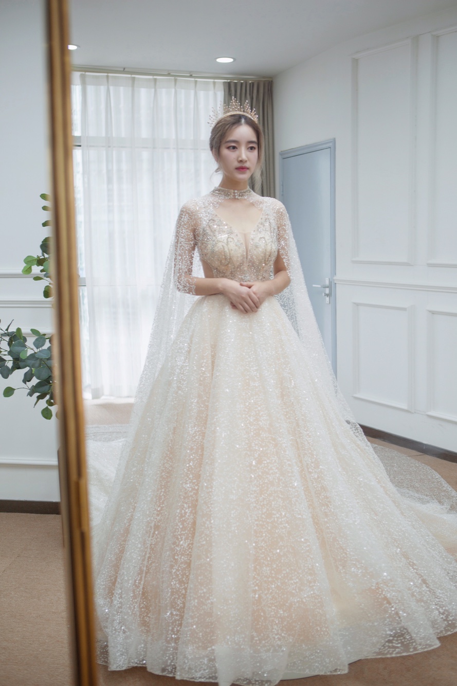 #试纱心得#穿上最美的婚纱，嫁给最好的爱情