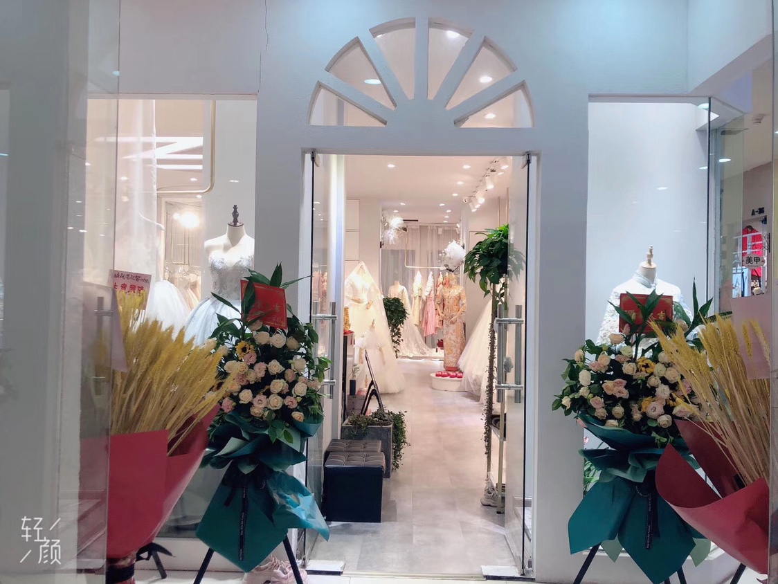 FirstM菲蜜设计师品牌婚纱