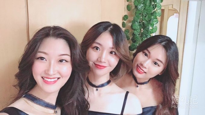 新娘和伴娘们一起美丽，一个都不能少